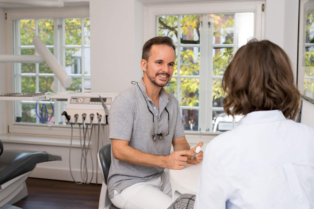 Zahnarzt Dr. Volker Wolff